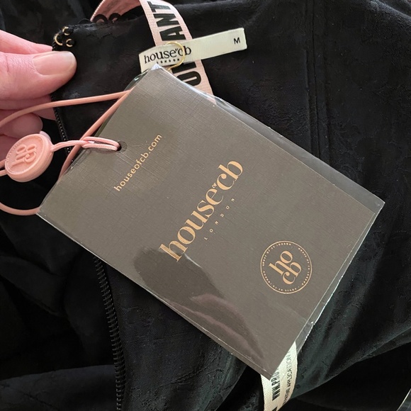 NEW House of CB Talia Dress Black Medium - Picture 16 of 17